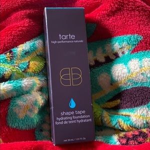 Tarte shape tape hydrating foundation